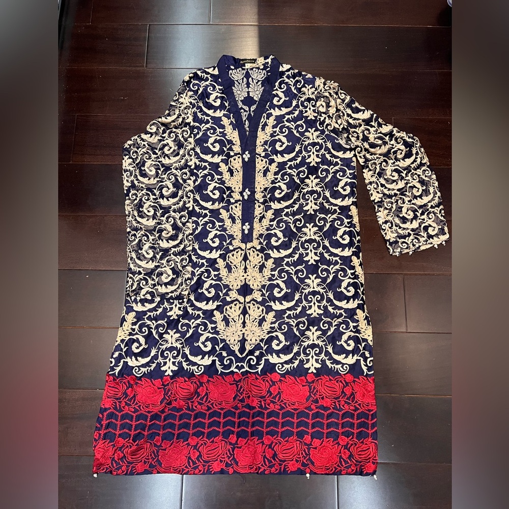 Agha Noor kurti